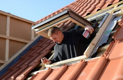 Pose de fenêtres de toit Velux à Champvoux